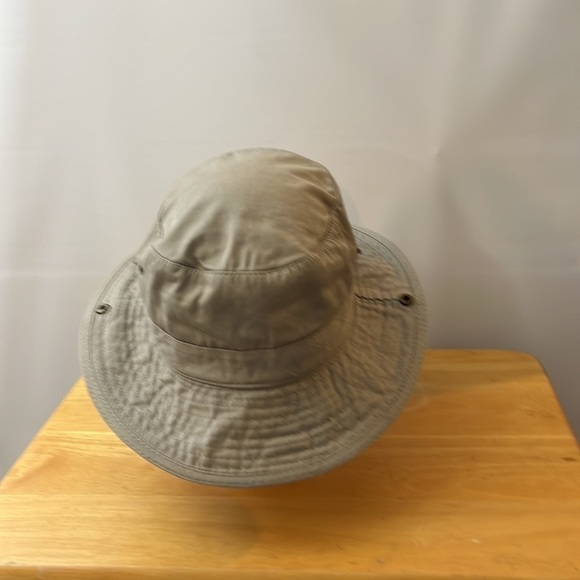 𝅺DPC Sun hat 100% , tan , chin strap, in good condition - Picture 3 of 7